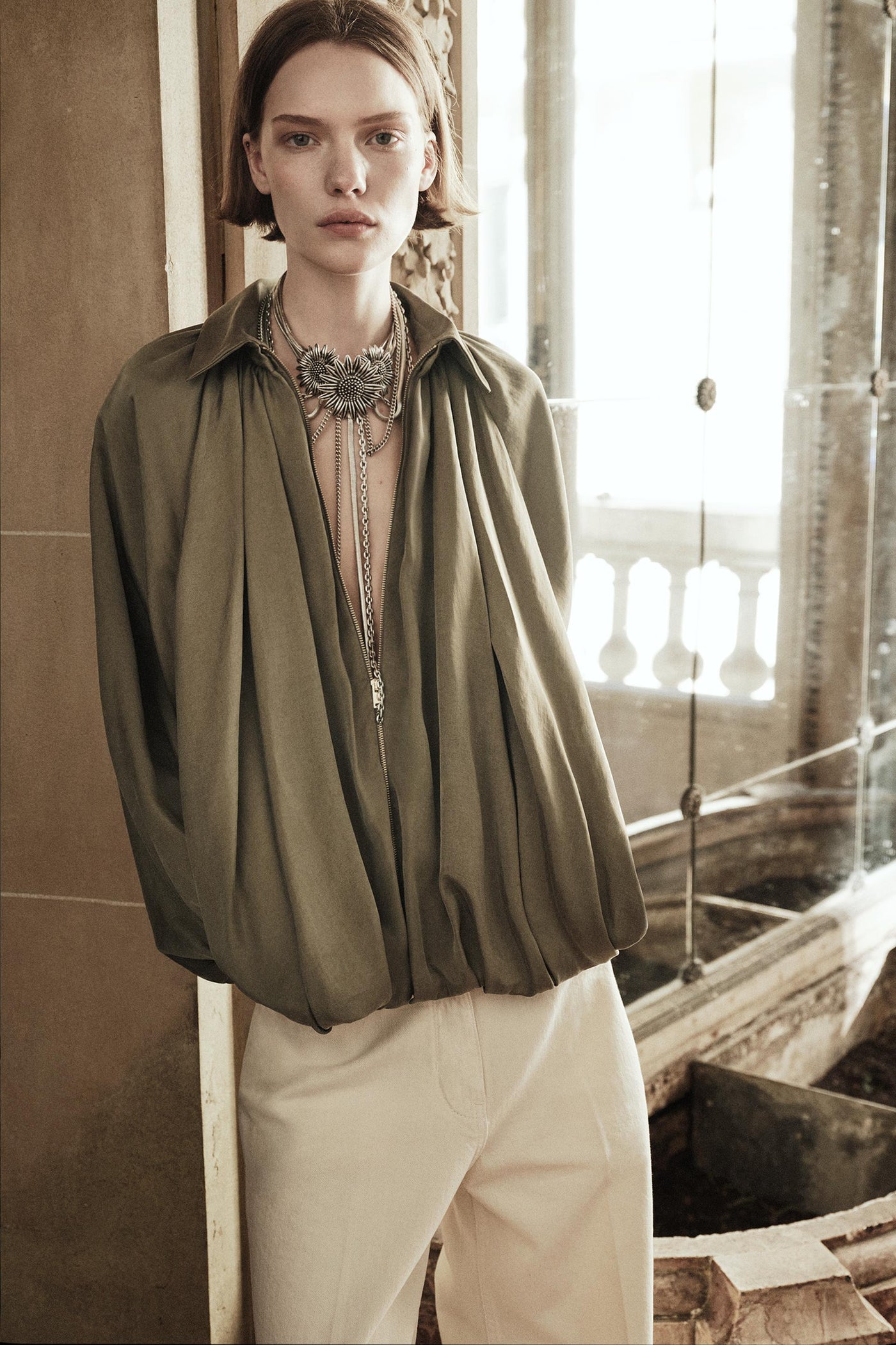 Isandra | Drapierte Statement-Jacke