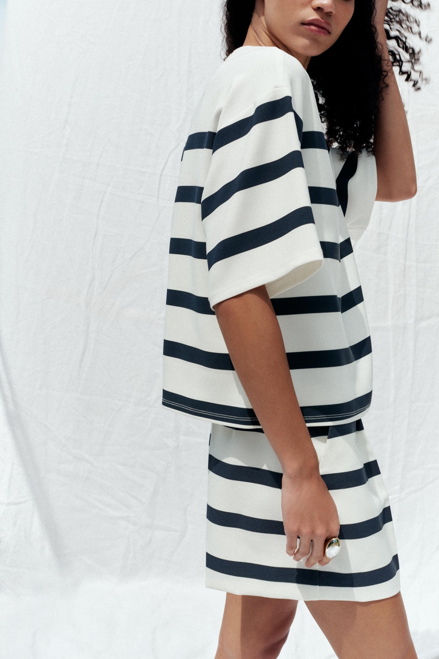 Marinelle | Gestreiftes Co-ord-Set mit Lockerem Top & Shorts
