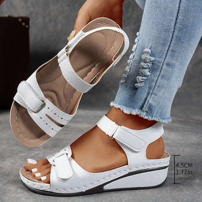 Clara™ – Elegante Sandalen mit Komforterhöhung