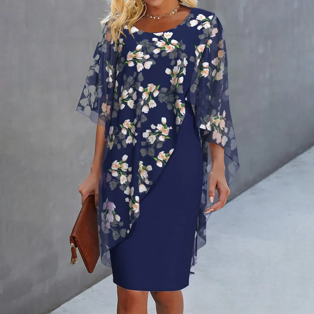 Kurzes Kleid mit Rundhalsausschnitt und blauer Druck