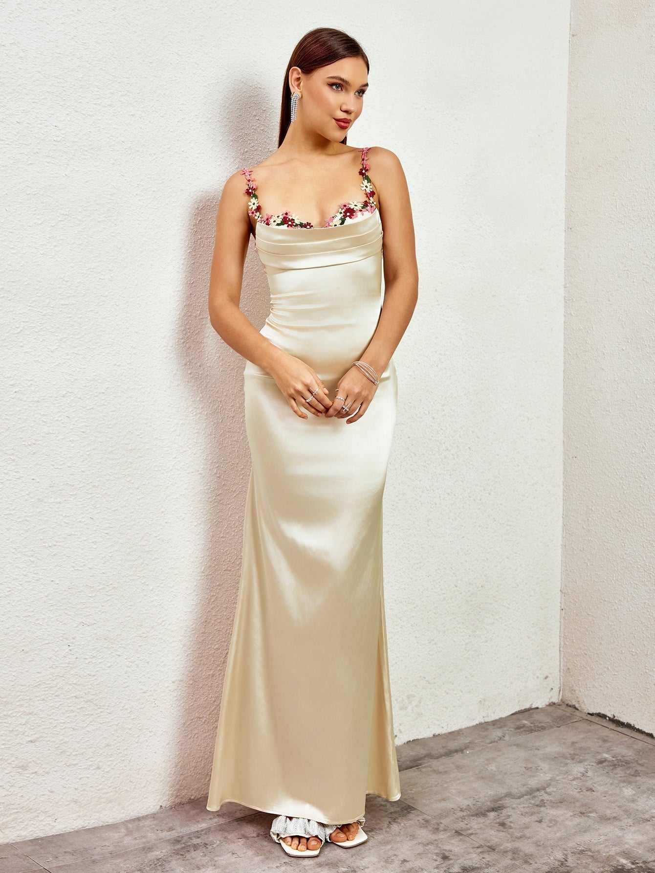 Fiorella Satin Kleid | Maxi Kleid
