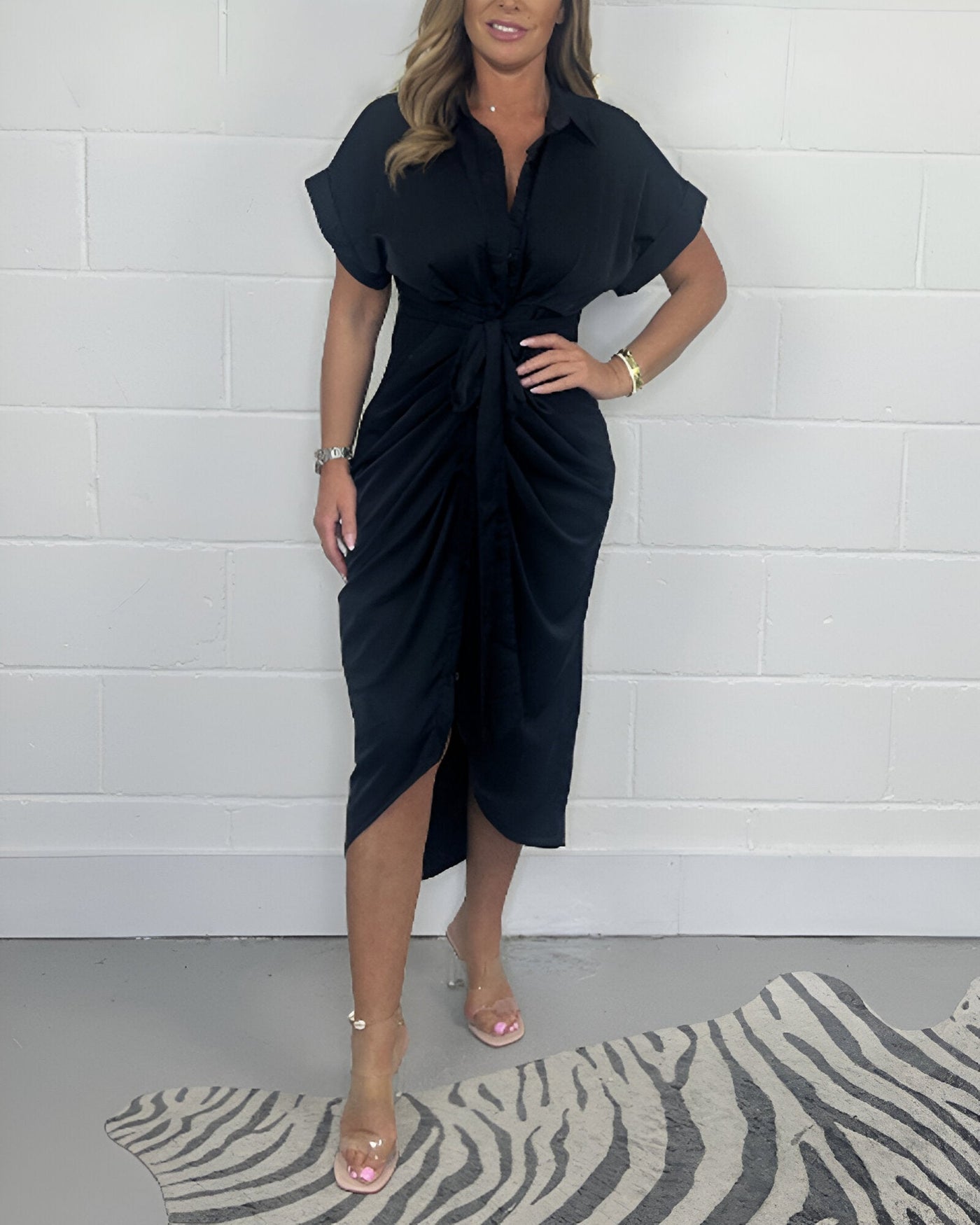 Savena | Taillierte Hemdblusenkleid mit Schleifendetail & sommerlicher Midi-Länge