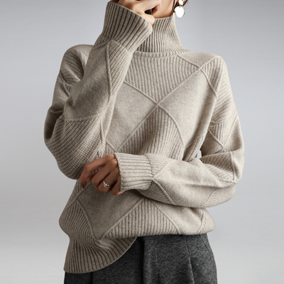 Delfina | Pullover mit hohem Kragen