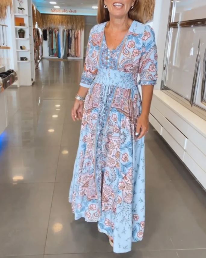 Sommerkleid mit V-Ausschnitt und 3/4-Ärmeln