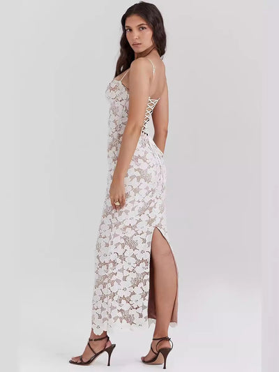 Pearl Blossom | Spitzen Maxi Kleid mit Schnürung & Blumenmuster