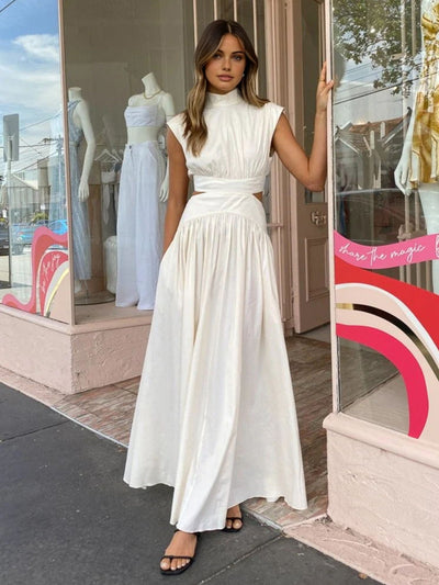 Selene | Mock Neck Cut-Out Maxikleid