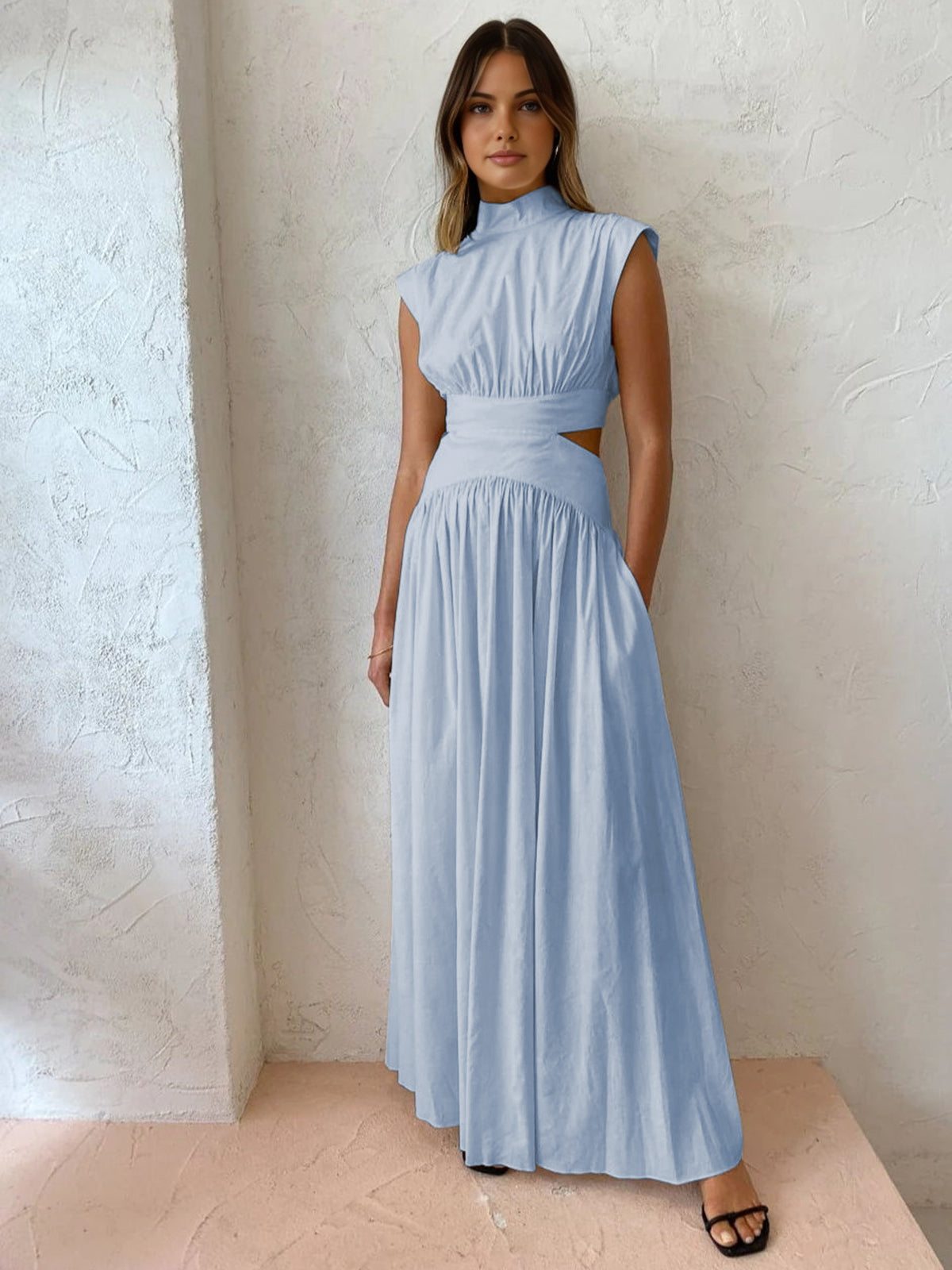 Selene | Mock Neck Cut-Out Maxikleid
