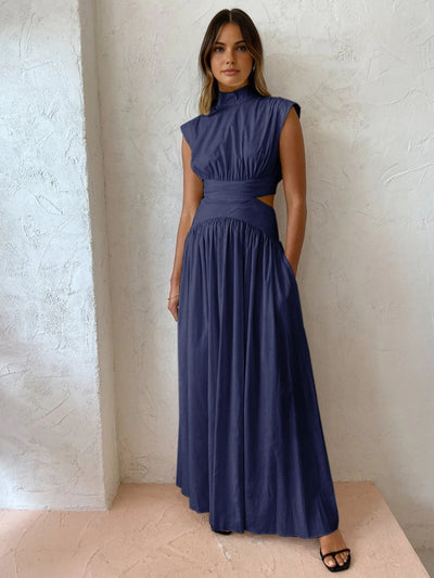 Selene | Mock Neck Cut-Out Maxikleid