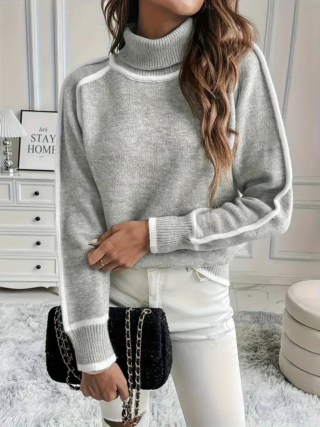 Fiora | Süßer Pullover mit hohem Kragen