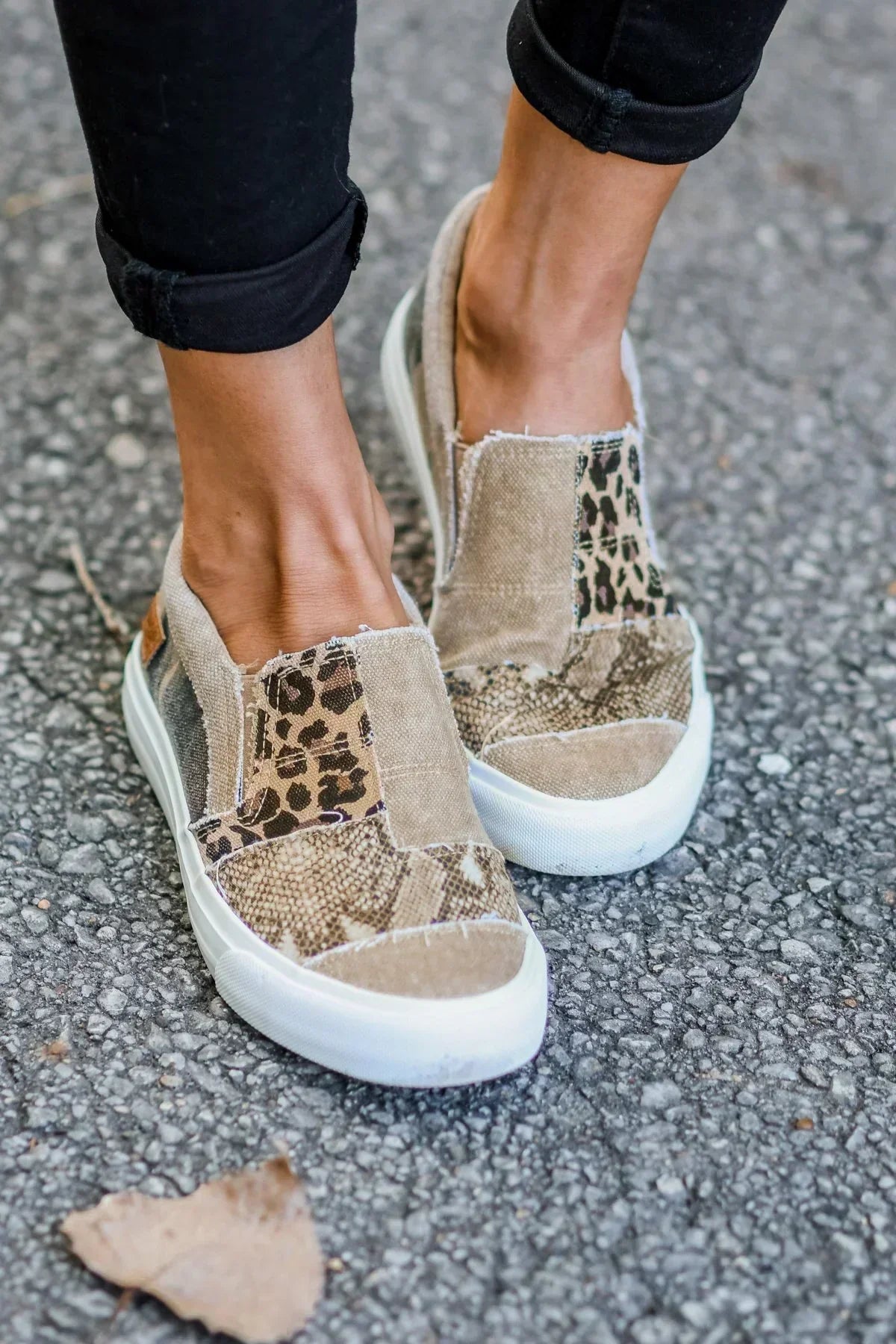 Naomi™ - Trendige schmerzlindernde Slipper