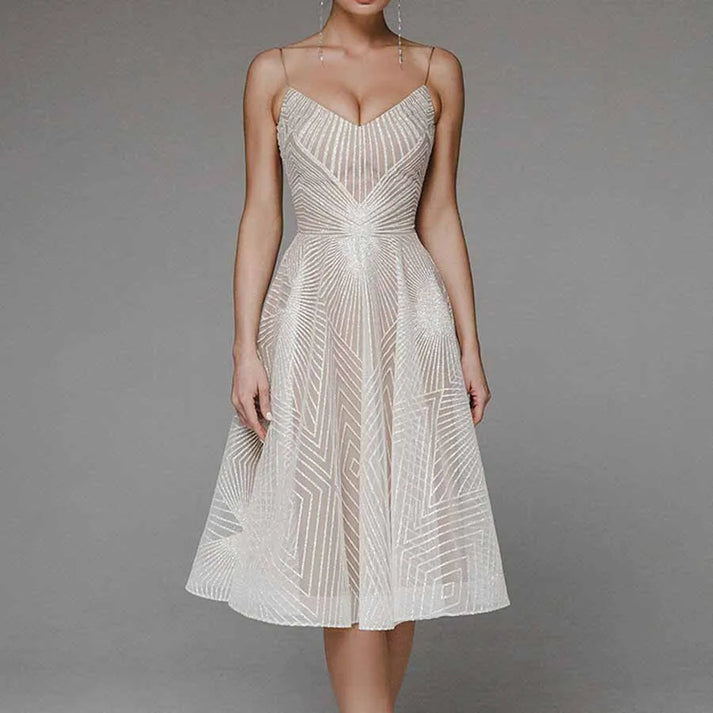 Lamia™ | Kleid mit Offenem Rücken