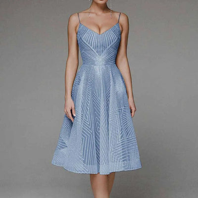 Lamia™ | Kleid mit Offenem Rücken
