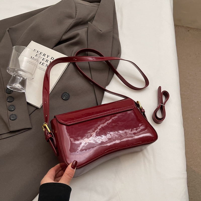Scarlet Wave | Schultertasche