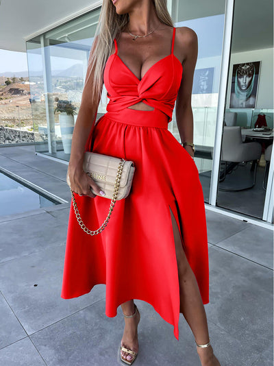 Delina | Cut-out Kleid mit sexy Schlitz & eleganter Form
