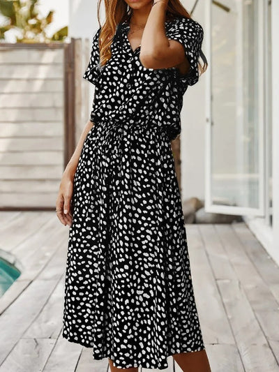 Zanelya | Midi Sommerkleid mit Abstract Dots Print & Knopfverschluss