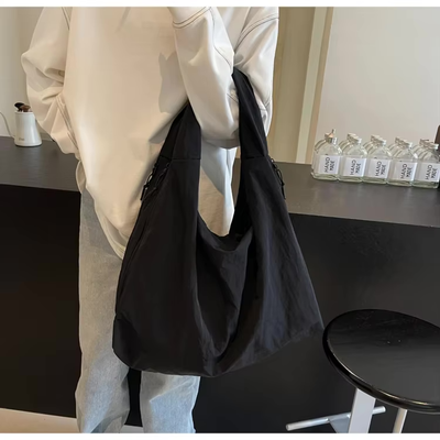 Nimbus Tote | Schultertasche