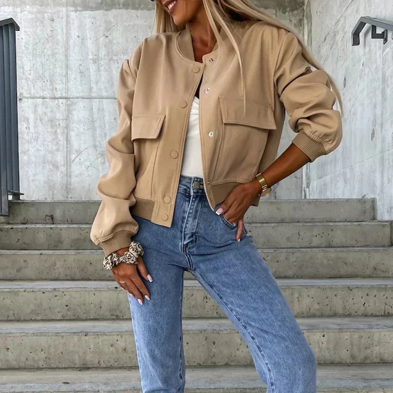 StreetMuse | Cropped Bomberjacke mit Utility-Look