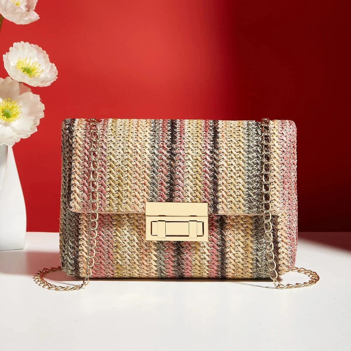 Liora | Geflochtene Handtasche mit Goldener Kette