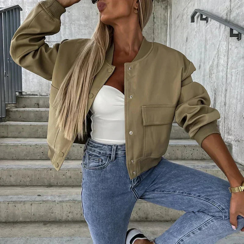 StreetMuse | Cropped Bomberjacke mit Utility-Look