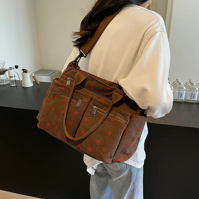 Erdbeer Cord Tote | Schultertasche
