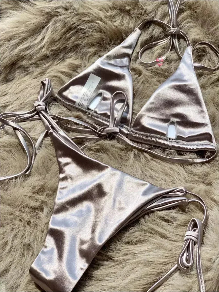 Zayla | Satinähnlicher Bikini mit Metallic-Glanz (1+1 GRATIS)