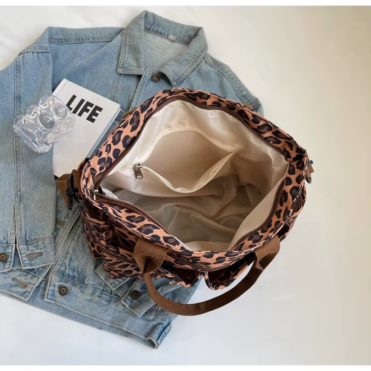 Urban Wild Tote | Schultertasche