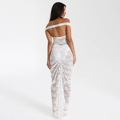 Isolde Spitzenkleid | Off-Shoulder Maxikleid