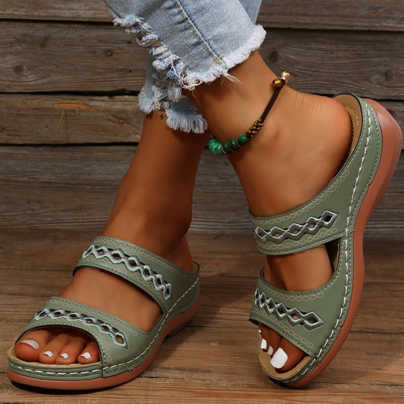 Liva – Bequeme und stilvolle orthopädische Sandalen