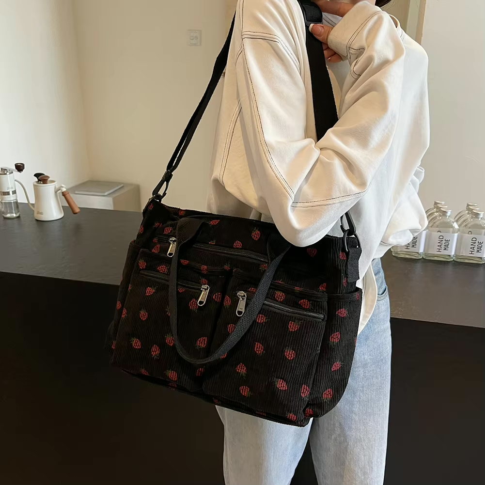 Erdbeer Cord Tote | Schultertasche