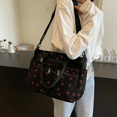 Erdbeer Cord Tote | Schultertasche