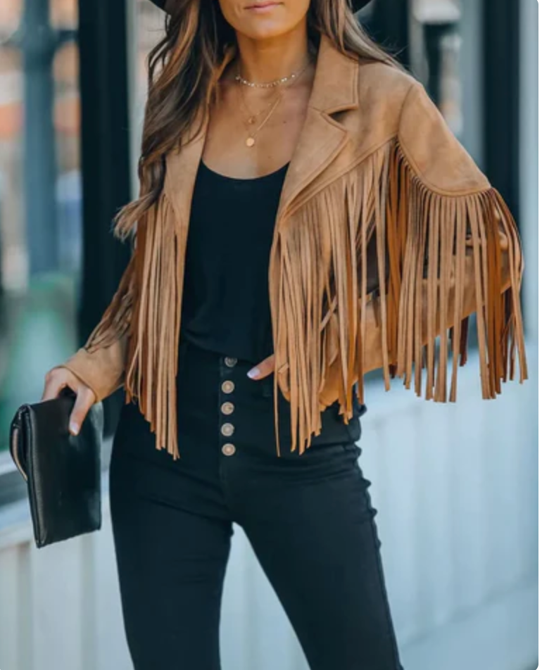 Fraya | Cropped Fransenjacke im Suèdelook – Festivaltauglich & Modisch