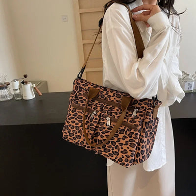 Urban Wild Tote | Schultertasche