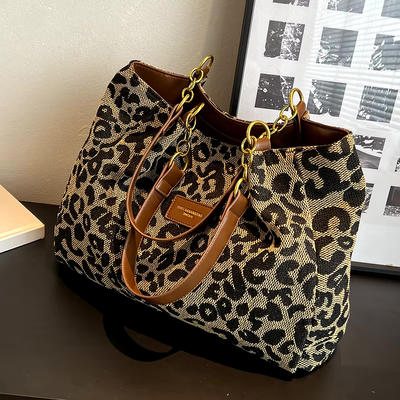 Leopard Luxe | Schultertasche