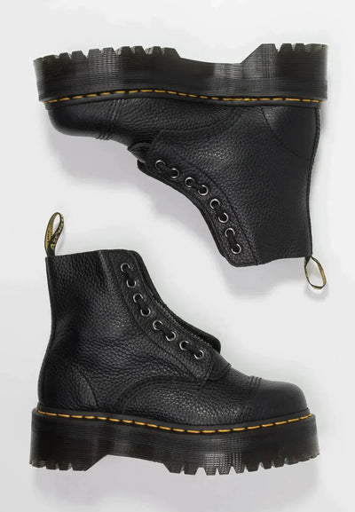 Rebel Stride | Stiefel
