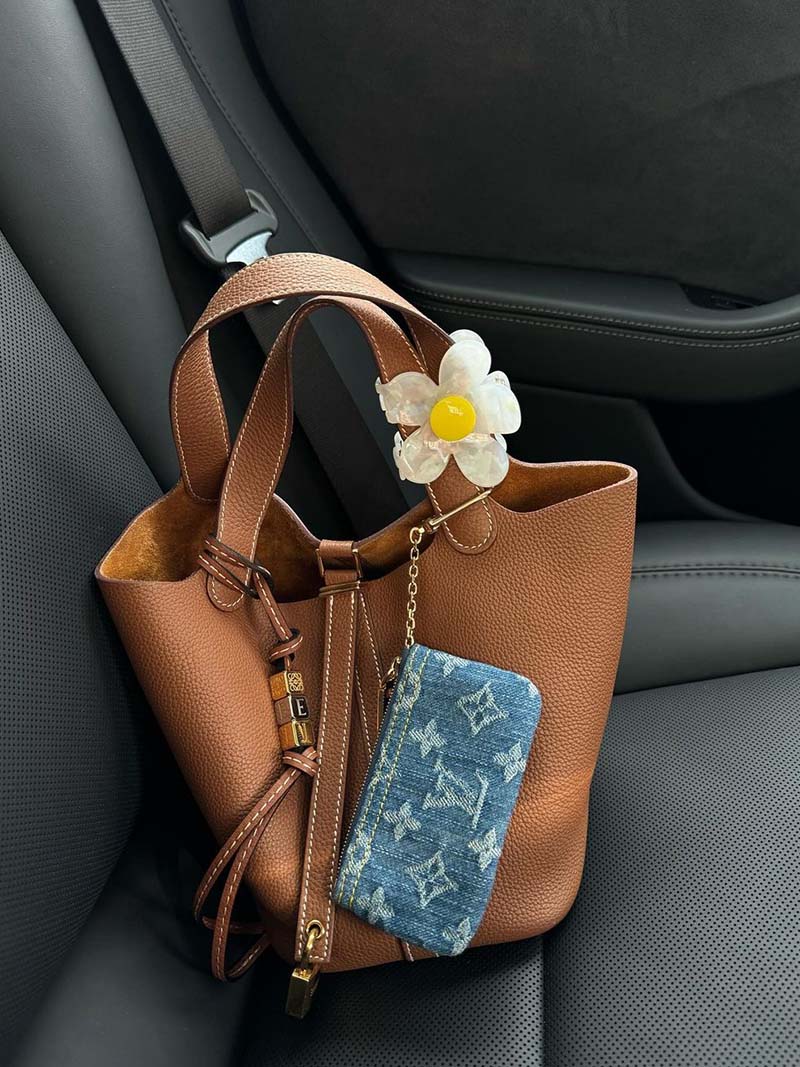 Luna Lock | Bucket Bag