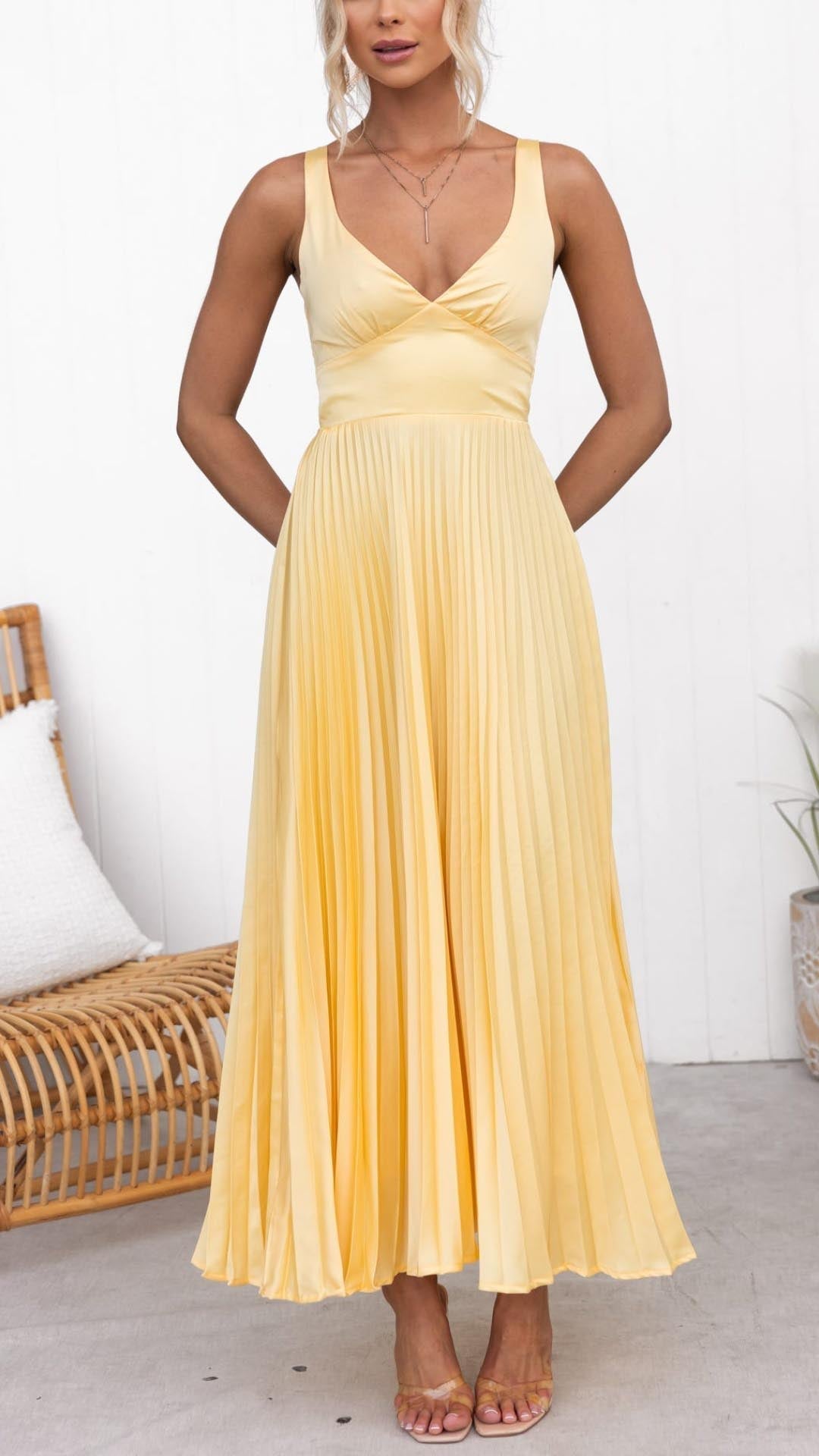 Aby™ | Maxikleid Gelb Plissiert mit V-Ausschnitt