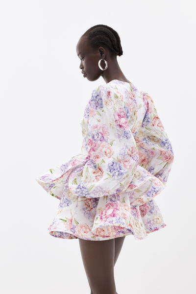 Amara Bloom | Fließendes Blumenkleid