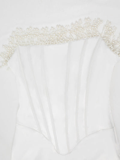 Pearl Embrace | Strapless Satin Midi-Kleid mit Perlendetail