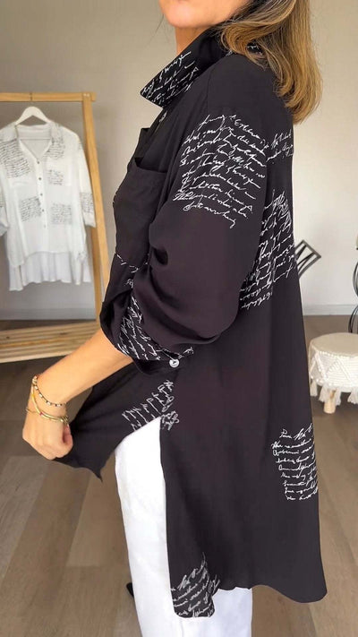 Callista™ | Button-Up Hemd mit Handgeschriebener Schrift