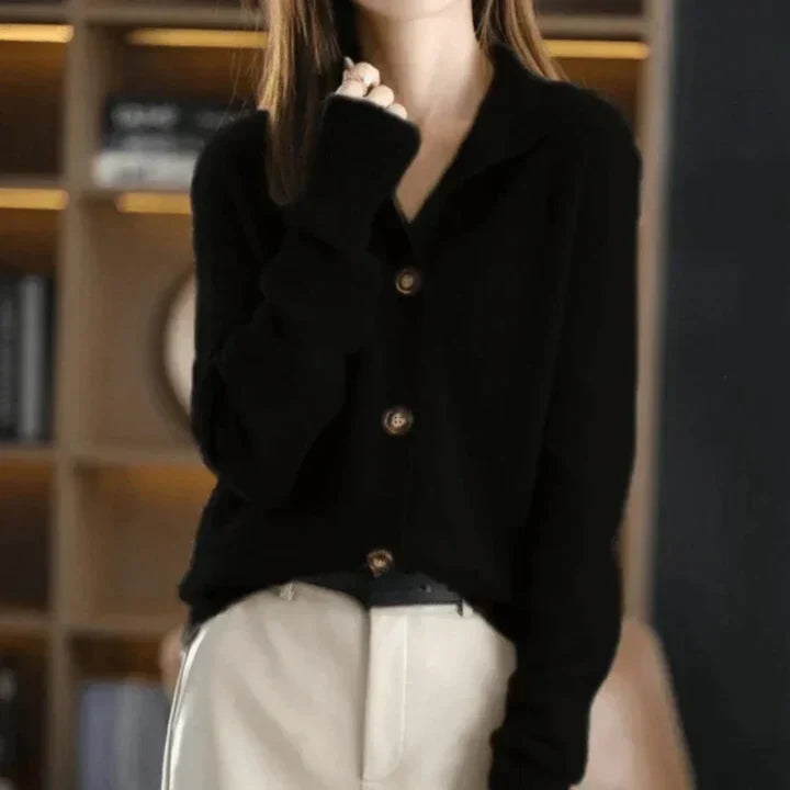 Aria | Bequemer Cardigan mit Knöpfen