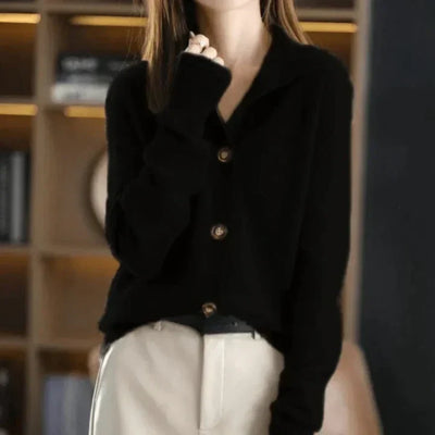 Aria | Bequemer Cardigan mit Knöpfen