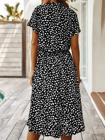 Zanelya | Midi Sommerkleid mit Abstract Dots Print & Knopfverschluss