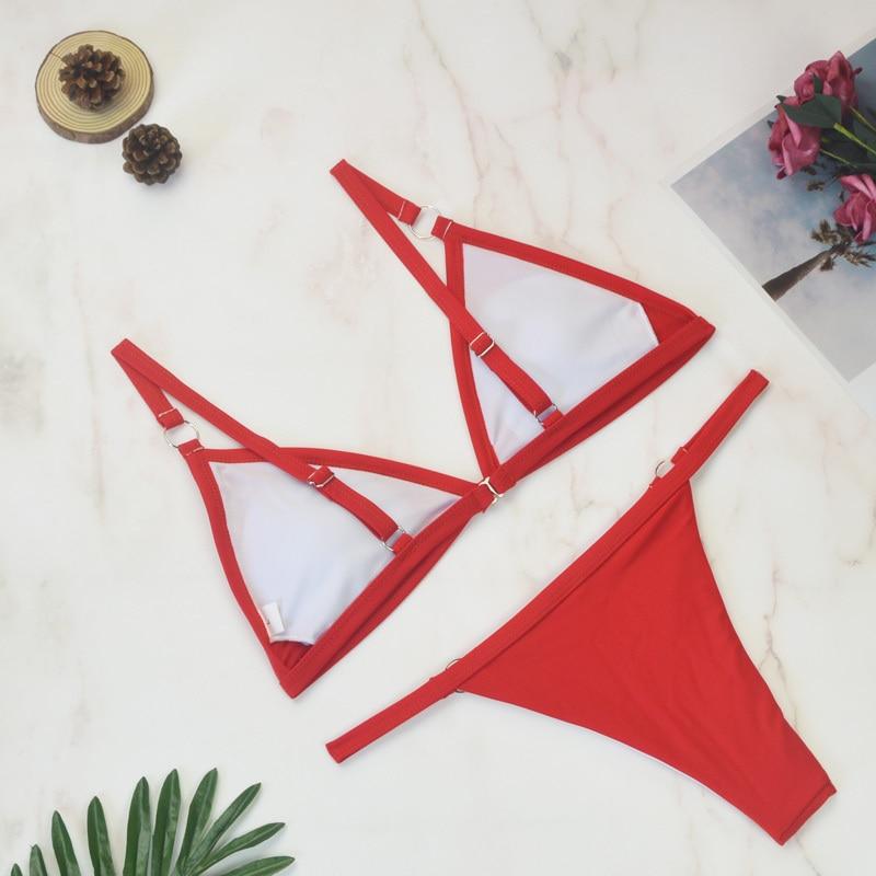 Rivela | Bikini mit Ringdetails & Dreieckigen Cups in Mehreren Farben