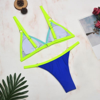 Rivela | Bikini mit Ringdetails & Dreieckigen Cups in Mehreren Farben