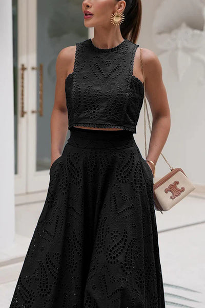 Elanora | Broderie-Set mit Crop Top & Schwungvollem Rock – Sommerliche Chic-Vibes
