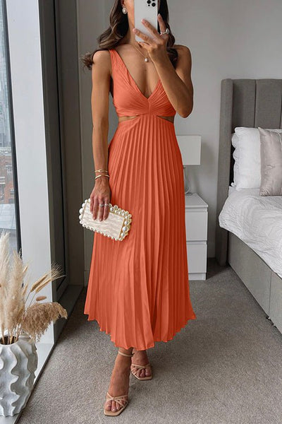 Elvanya | Plissé Maxi Kleid mit Cut-Outs und V-Ausschnitt