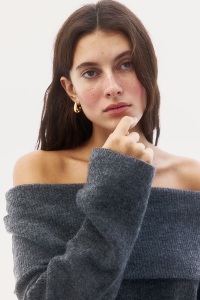 SoftEmbrace Off-Shoulder | Pullover ( NU 1 +1 GRATIS)