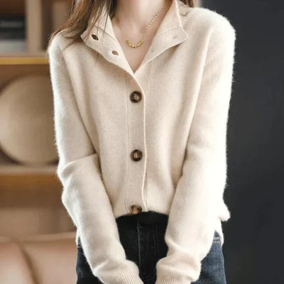 Aria | Bequemer Cardigan mit Knöpfen