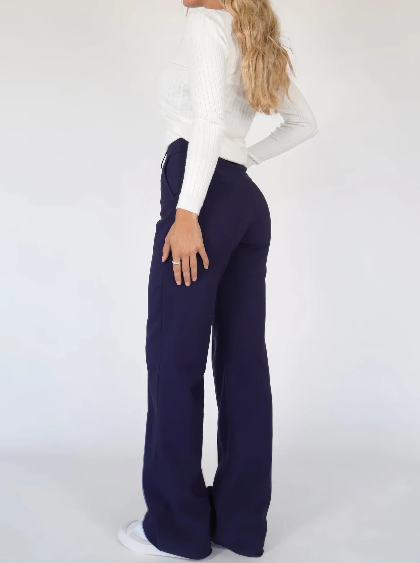 Luna | Hose