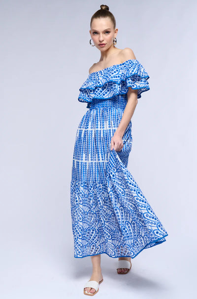 Soleia | Off-Shoulder Broderie Kleid
